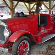 n03345487_fire_engine